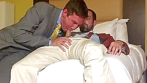 Blonde galaut saturdays fuck with a golden-h modesty clerk