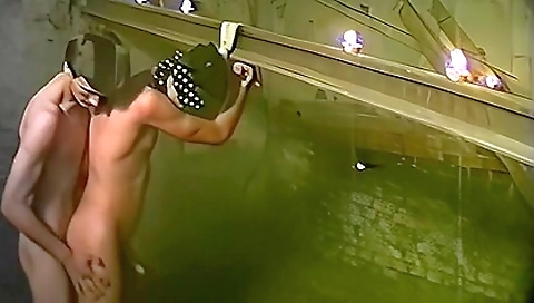 Hawt stripper gets a mouthful of cum