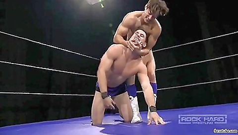 Sexy girl has a little pussy licking