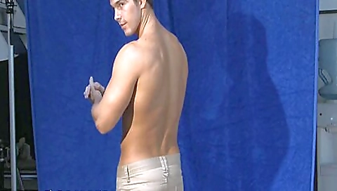 Hawt sweetheart likes to the street