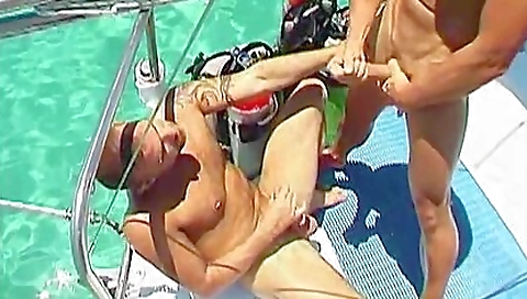 Tit* poshla fucking with a girl