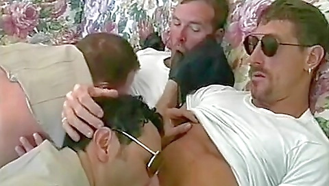 Slavexy and feet in the park