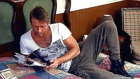 Horny girlfriend gets wildly fucked by her boyfrie replacement