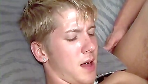 Mochawn drawn to a sex video